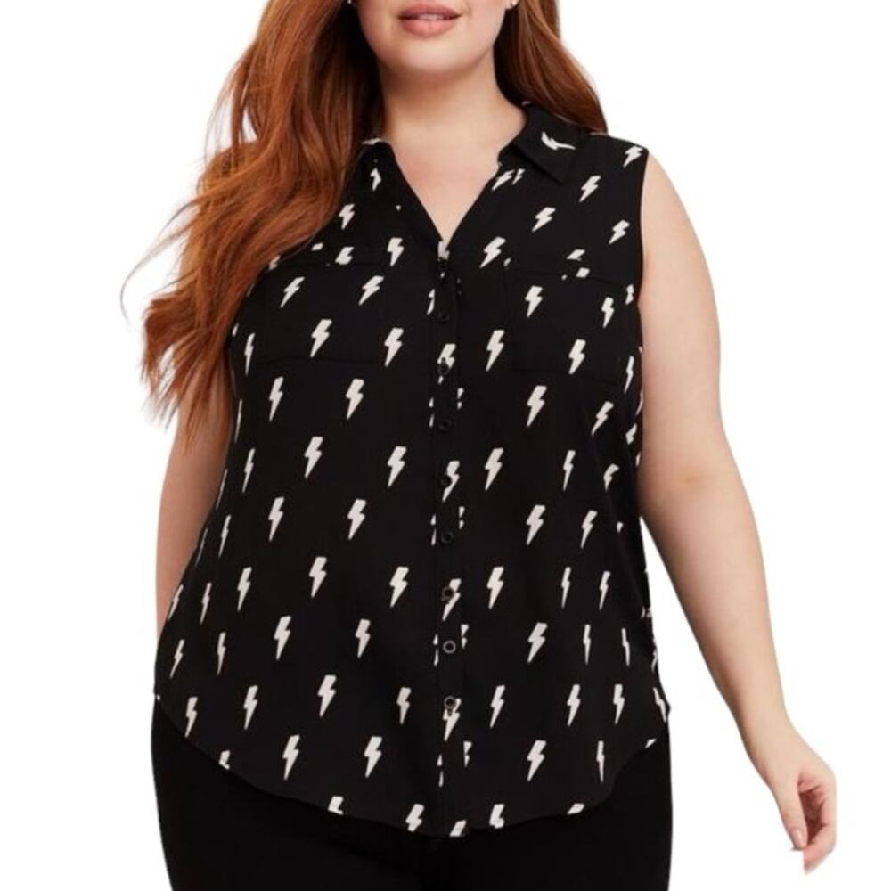 Torrid Madison Georgette NWT Plus Size 4X Lightning Print Sleeveless Blouse